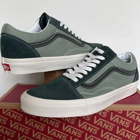 Vans WMNS Old Skool
Earth Tones Green Gables
VN0007NT2LN
Sneakers - Picture 1 of 16